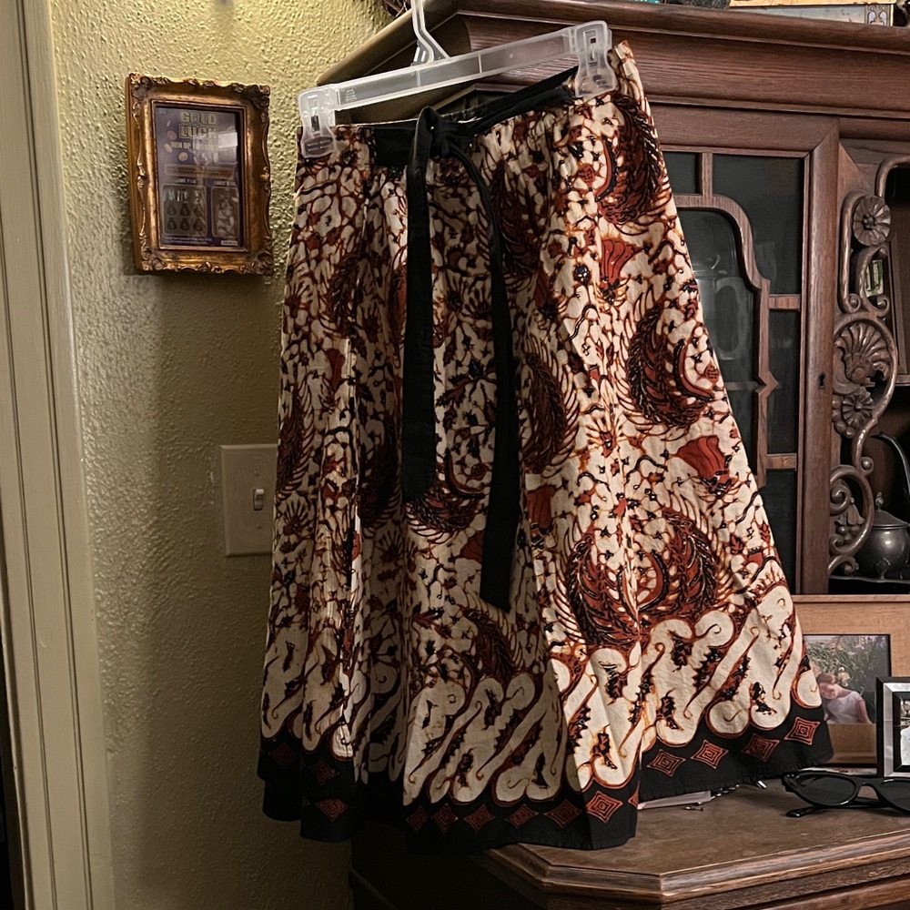 Women's wrap Skirt from Bali NWOT